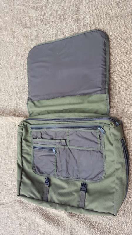 modern SANDF style issue Officer's brief-case in Pathfinder olive green nylon - lightly used intact