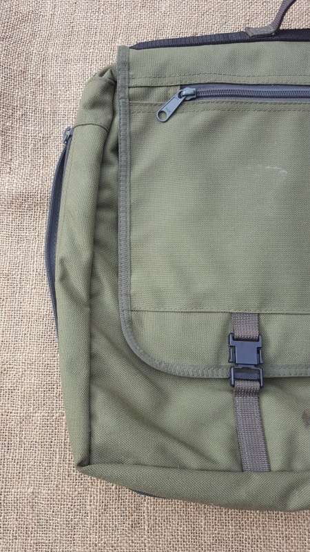 modern SANDF style issue Officer's brief-case in Pathfinder olive green nylon - lightly used intact