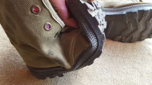 small size (UK 6 or 7?) green canvas boots as used by KOEVOET in SWA/ Angola border war era in good