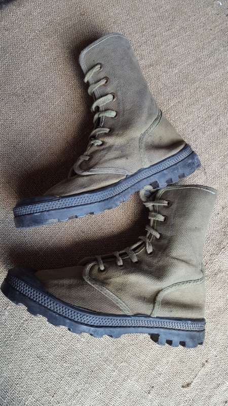 small size (UK 6 or 7?) green canvas boots as used by KOEVOET in SWA/ Angola border war era in good