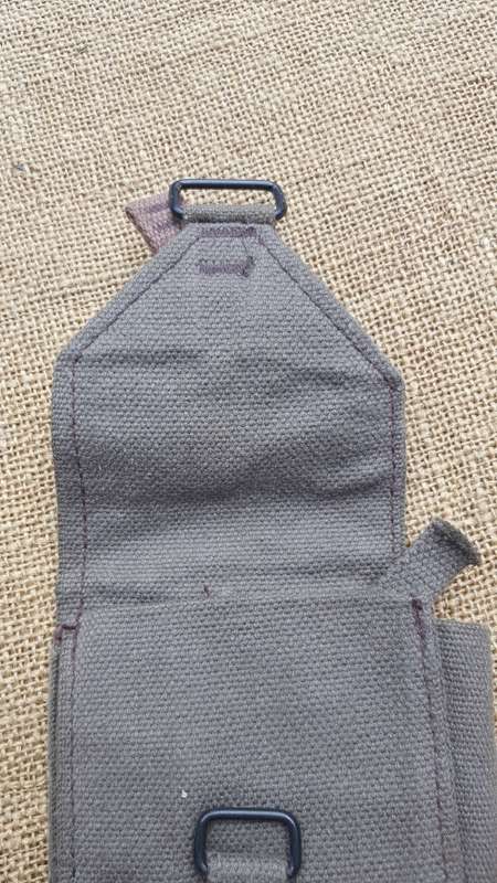 very rare donkey brown SA made cheap export ammo pouch made for UNITA in Angola as SADF supplied aid