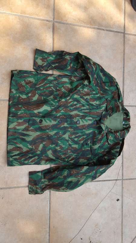 pretty scarce recce copy camo type "J" Egyptian Lizard camo l/s shirt in near mint unused condition