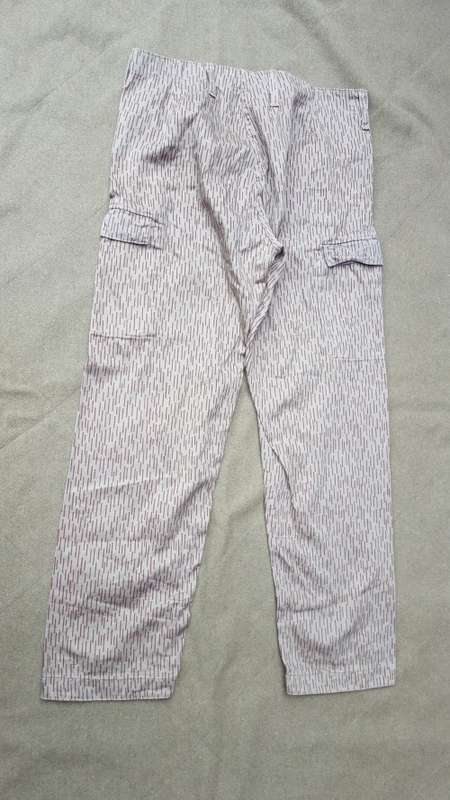 scarce Recce copy camo enemy cut Type "D" EG strichtarn falling rain camo pair of trousers mint unus
