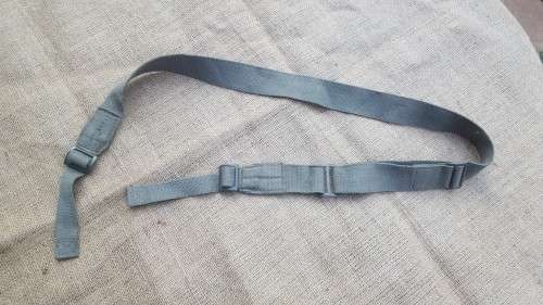 thin type patt 70/73 olive green canvas SADF era R4/ R5 weapon sling - unused mint and new condition