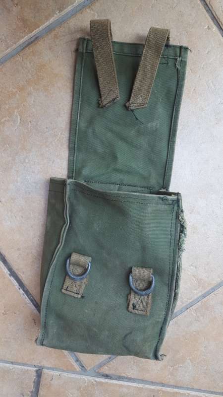 rare find -very scarce Rhodesian double strap Fardays' pvt purchase pouch very good used condition