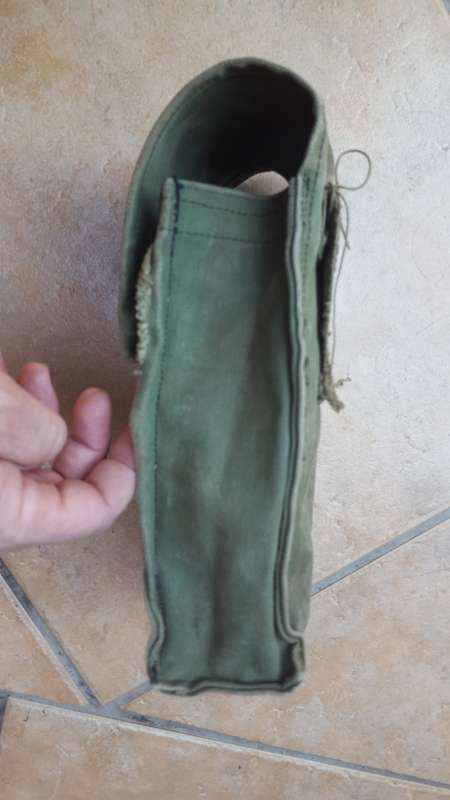 rare find -very scarce Rhodesian double strap Fardays' pvt purchase pouch very good used condition