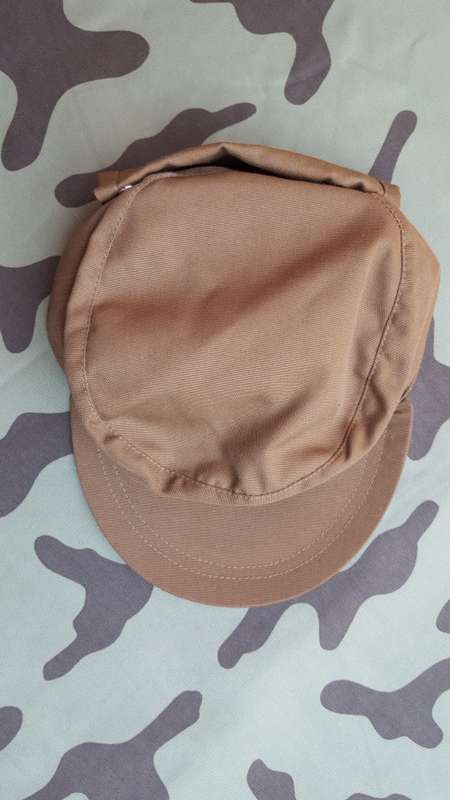 pvt purchase SADF era original nutria basic flap-cap in size medium fits 57/5 new & unused condition