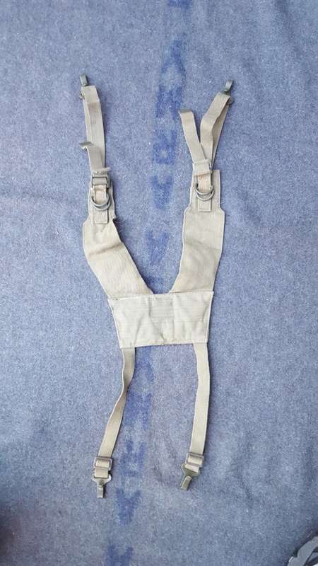 good used condition SADF era patt 61/64 webbing yoke - ideal as a Patt 69 Rhod stand-in piece ;-)