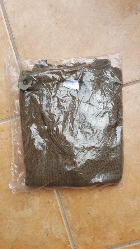 pre-94 Unused & Mint size XL (117cm) SAP era issue 80% wool jersey camo accents sealed - dated `91