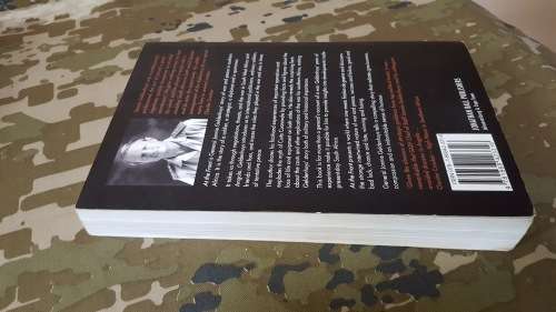 1st softcover edition signed & dedicated book authored by Genl Jannie Geldenhys erstwhile C SADF