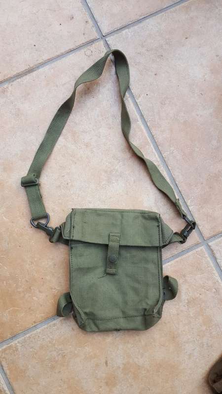 scarce and rarely seen SADF era patt 70/73 canvas bino carry bag (3 carry options) new and unused