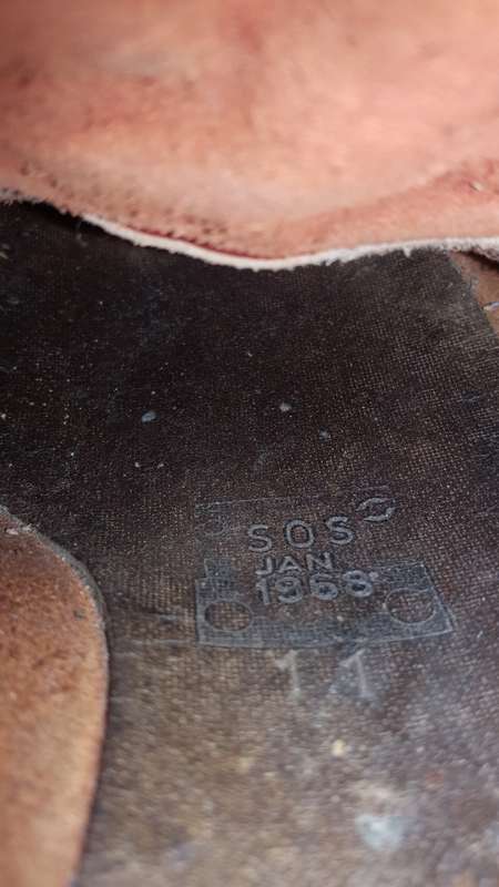 lovely used condition pair of UDF/ SADF era red leather size 11 UK combat boots - good wearable cond