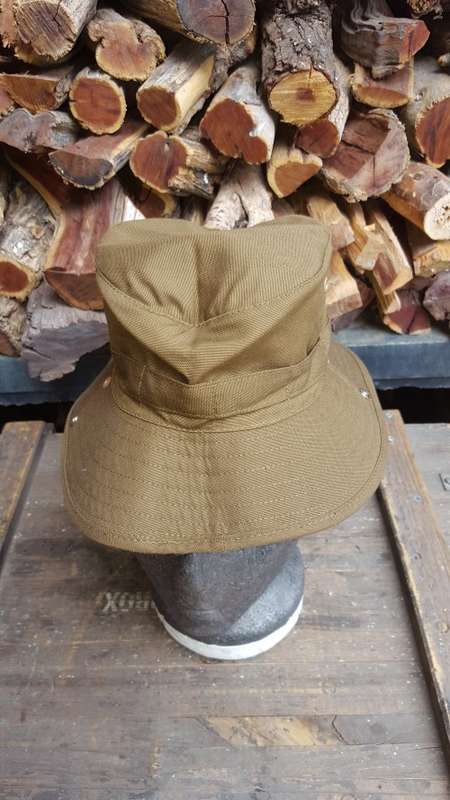 new unused small (51cm) size (kiddies?) SADF era nutria field-dress `boshoed` short brim bush-hat