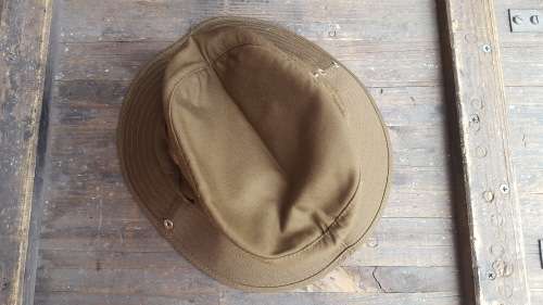 new unused small (51cm) size (kiddies?) SADF era nutria field-dress `boshoed` short brim bush-hat