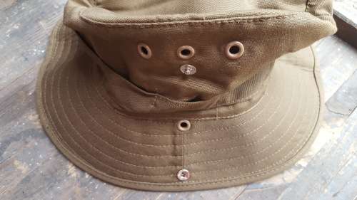 new unused small (51cm) size (kiddies?) SADF era nutria field-dress `boshoed` short brim bush-hat