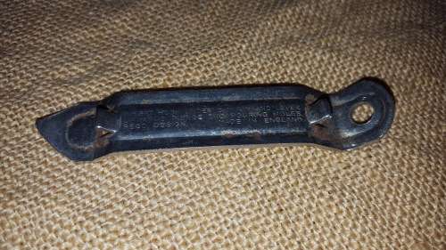 old-school SWA/Angola period TENNETS beer brand can and bottle-opener (made in England) used condit