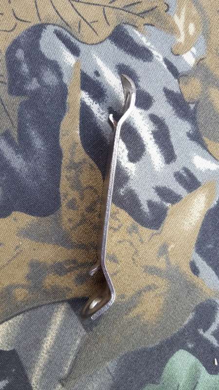 old-school SWA/Angola period TENNETS beer brand can and bottle-opener (made in England) used condit