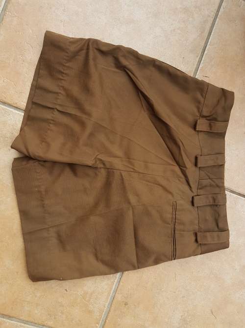 SADF era field-dress nutria shorts size 87 cm new mint unused (not cadet shorts) wide belt loops