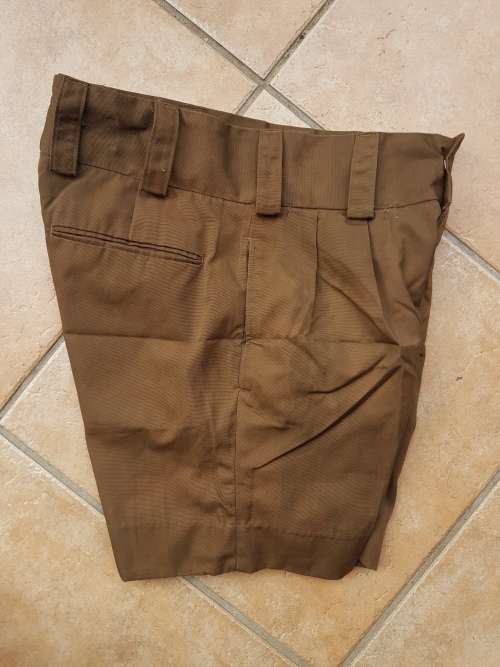 SADF era field-dress nutria shorts size 87 cm new mint unused (not cadet shorts) wide belt loops