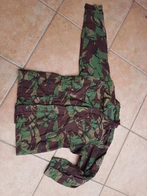 cold war era UK MoD British Temprate DPM combat smock size Medium in very good complete used conditi