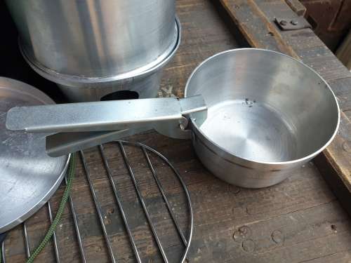 Camping 1lt alluminium Ghillie kettle with all parts & carry bag no damage (boils water FAST)