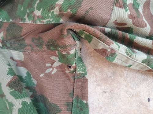 Original SAP bushwar era 1st patt bush-jacket size large (measures 60cm) no damage (no liner) no sta