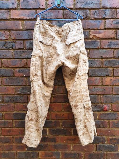 original pr USMC MARPAT (defender fabric/Crye contract) desert camo combat trousers waist sz 36 inch