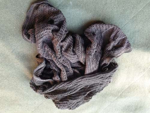 original period/era Rhodesian Army face veil/scarf in good clean used (unused/ new?) condition