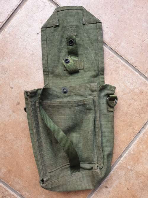 original bushwar period/era Recce SA SF used green ripstop canvas pattern 80 radio bag/ pouch