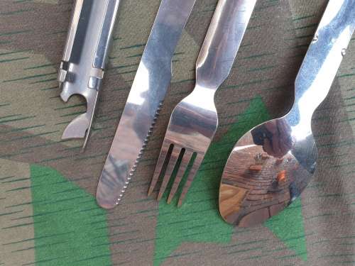 mint & unused condition UDF/early SADF era 4 p cutlery set/pikstel simliar to the German Bundeswher