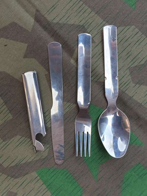 mint & unused condition UDF/early SADF era 4 p cutlery set/pikstel simliar to the German Bundeswher