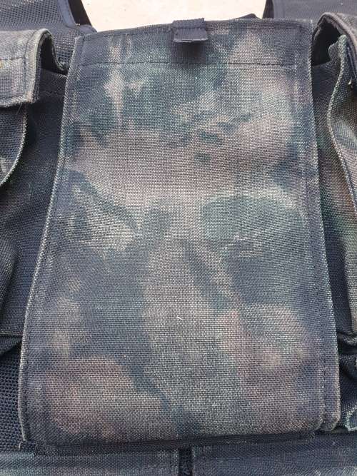 rare original factory-made over-the-head type 32 Bn summer patt camo urban assault vest blackened