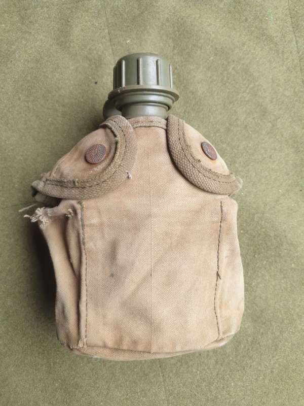 used SAP (contract) issue Borderwar era original 1lt canteen cover & std SADF type 1lt canteen & cup