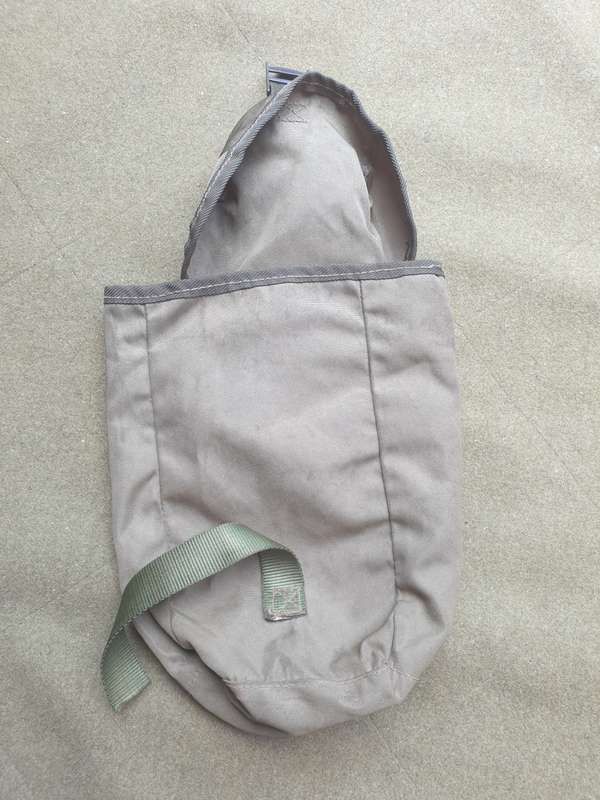 rare & original SWA/Angola Border war era patt 80 SADF issue Recce olive green nylon utility pouch