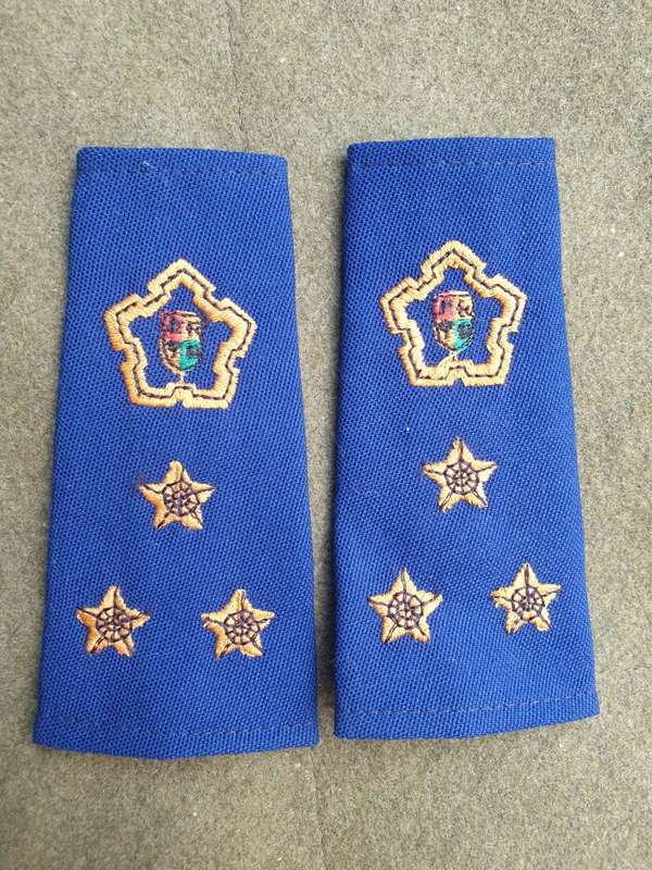 pair good clean used SAP era pre-1994 field-dress blue officers cloth ranks Brig stars & castle