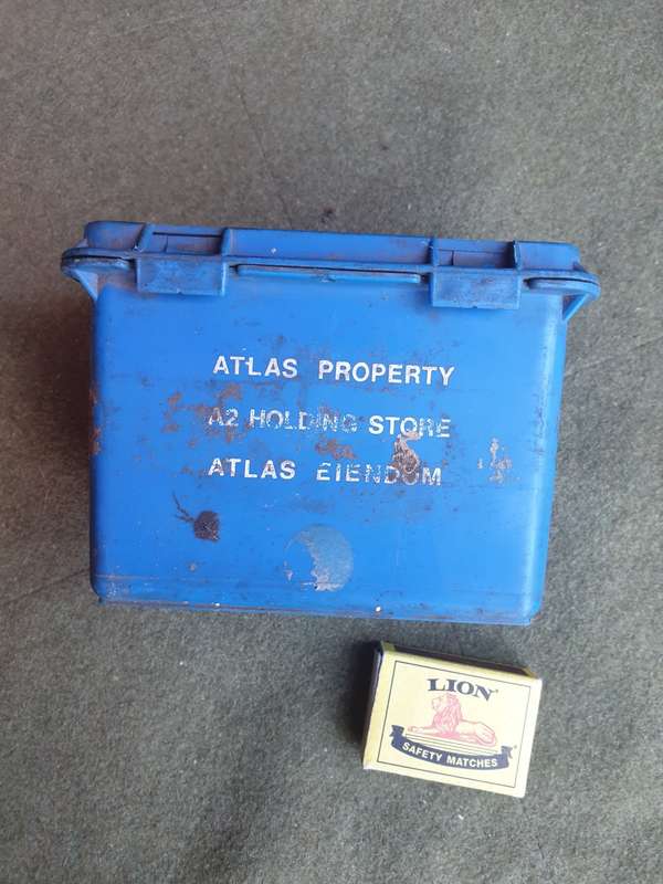 scarce & uncommon ATLAS aviation small plastic technical spares storage box blue with lid & markings