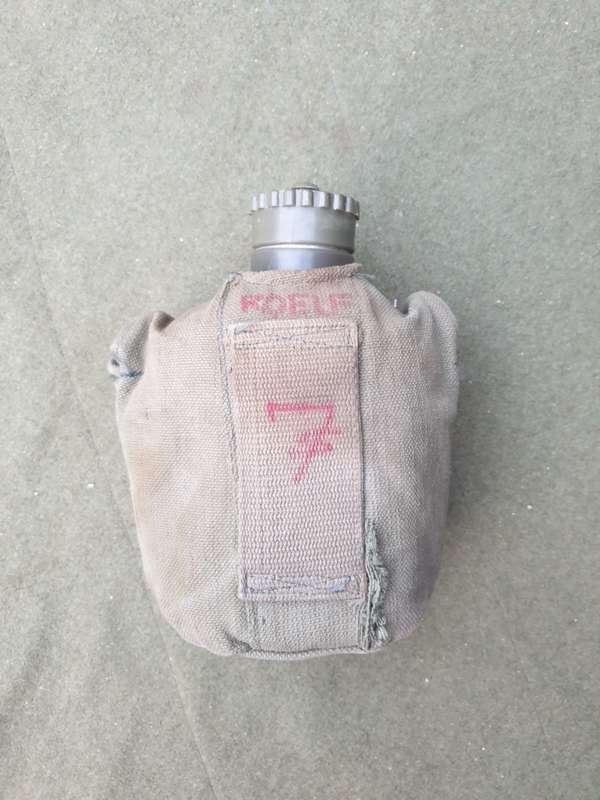 Original Rhodesian bushwar period pattern 69 canvas carrier pouch & 1lt canteen good clean used cond