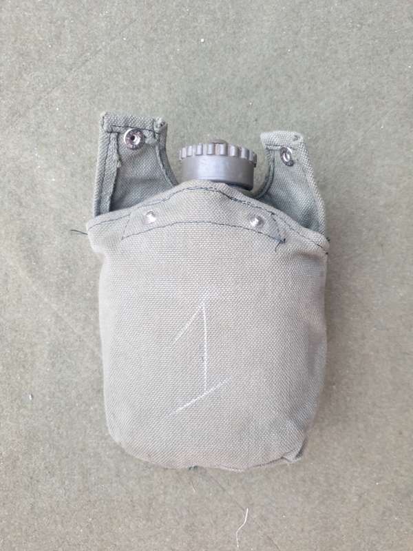 Original Rhodesian bushwar period patt 69 canvas carrier pouch & 1lt canteen good clean used (nr1)