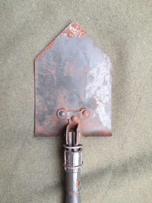 SADF SWA/Angola borderwar period 32 Bn/UNITA used entrenching tool/spade complete used conditIon