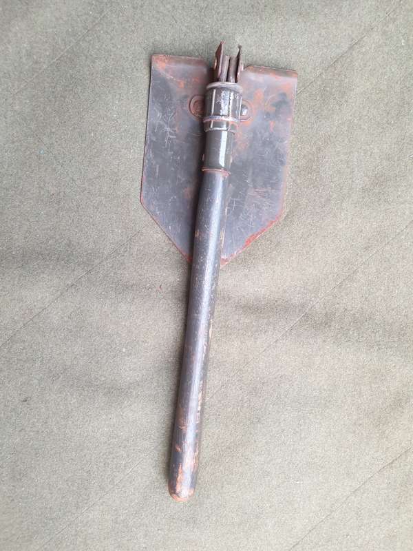 SADF SWA/Angola borderwar period 32 Bn/UNITA used entrenching tool/spade complete used conditIon