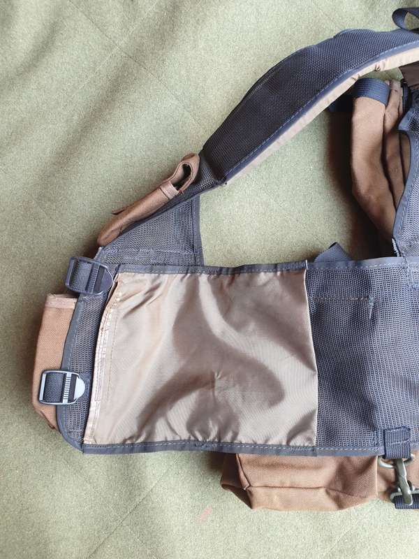 near mint orginal unused SWATF era issue nutria R1 mag type 1 patt 83 battle jacket removable panel