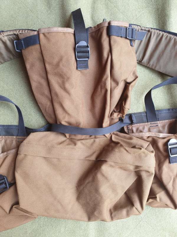 near mint orginal unused SWATF era issue nutria R1 mag type 1 patt 83 battle jacket removable panel