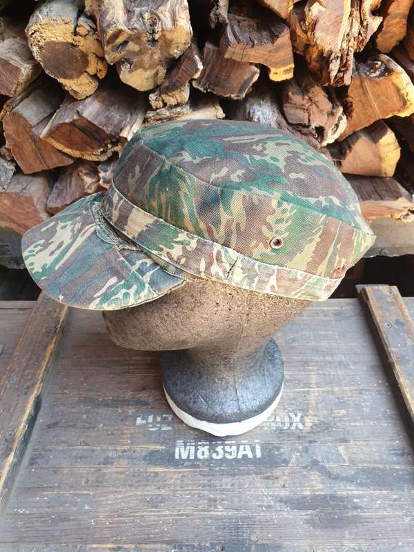 100% original Libyan Rhubarb Camo SWAPO PLAN freedom fighters cap - field repairs - size 57/5cm