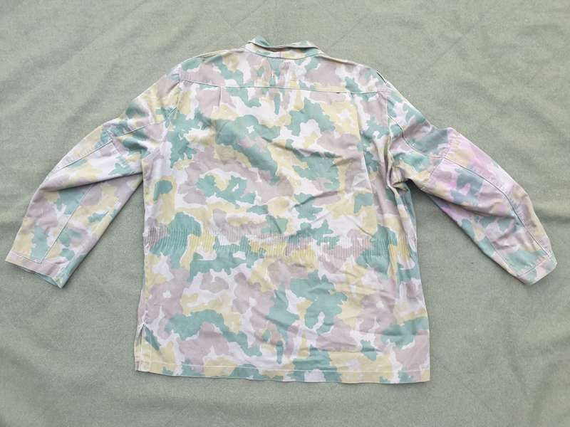 original & scarce 7 rarely seen original 1st type Hunter Group (commercial) camo jacket medium size
