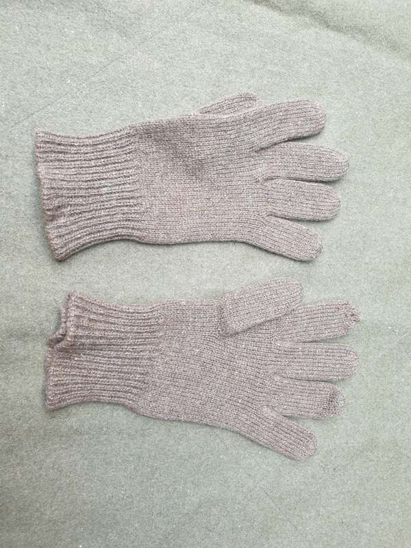 pair original UDF/ SADF 1960s issue brown nitted woolen mittens/ gloves in good condition
