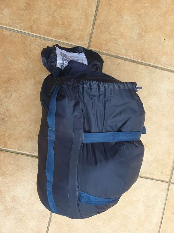 original locally made SAAF navy blue colour winter large sleeping bag new & unused clean condition