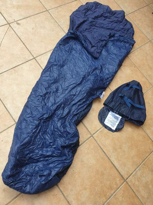 original locally made SAAF navy blue colour winter large sleeping bag new & unused clean condition
