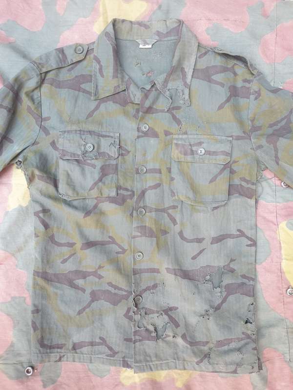 damaged ground cache dug (?) original Bulgaria supplied SWAPO PLAN used amoeba camo l/s shirt