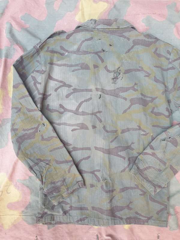 damaged ground cache dug (?) original Bulgaria supplied SWAPO PLAN used amoeba camo l/s shirt