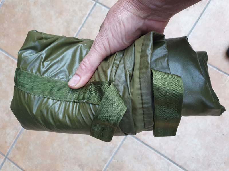 original SWA/Angola RECCE used period multi-layer olive green para-silk nylon summer sleepng bag